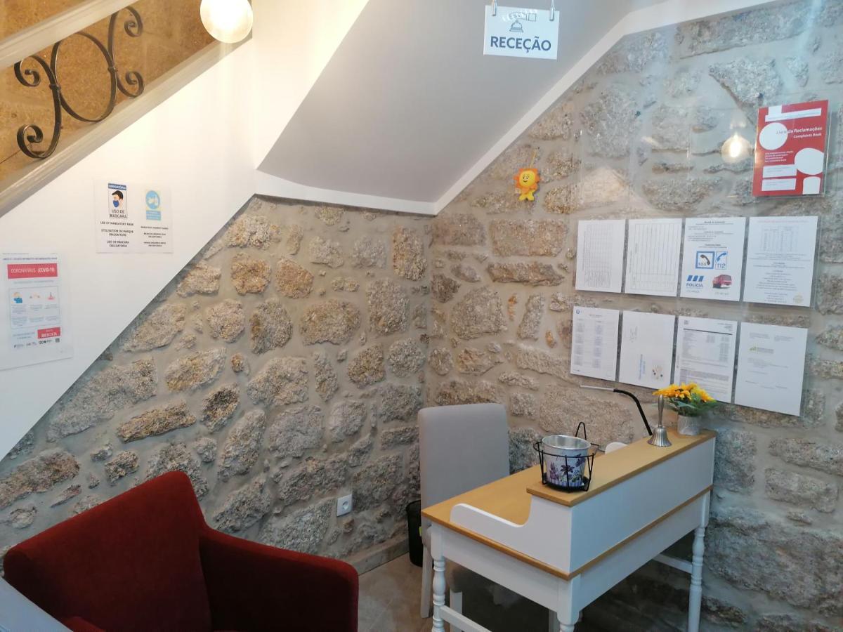 Alojamento Girassol - Guest House - Quarto Com Casa De Banho Privativa Кастело Бранко Екстериор снимка