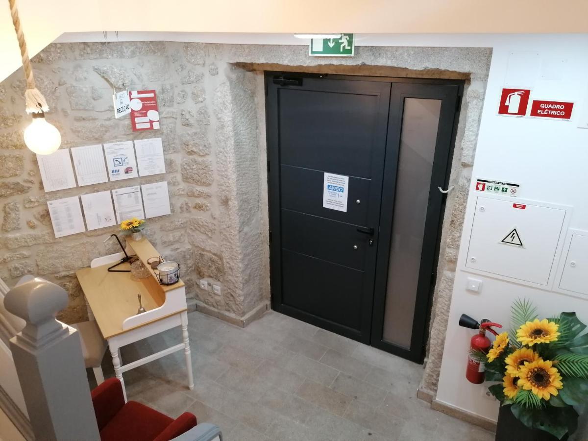 Alojamento Girassol - Guest House - Quarto Com Casa De Banho Privativa Кастело Бранко Екстериор снимка